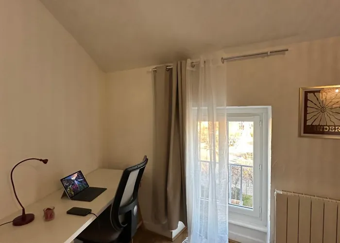 Jfk13 Cocoon Hypercentre Fibre Et Vue Sancy Issoire